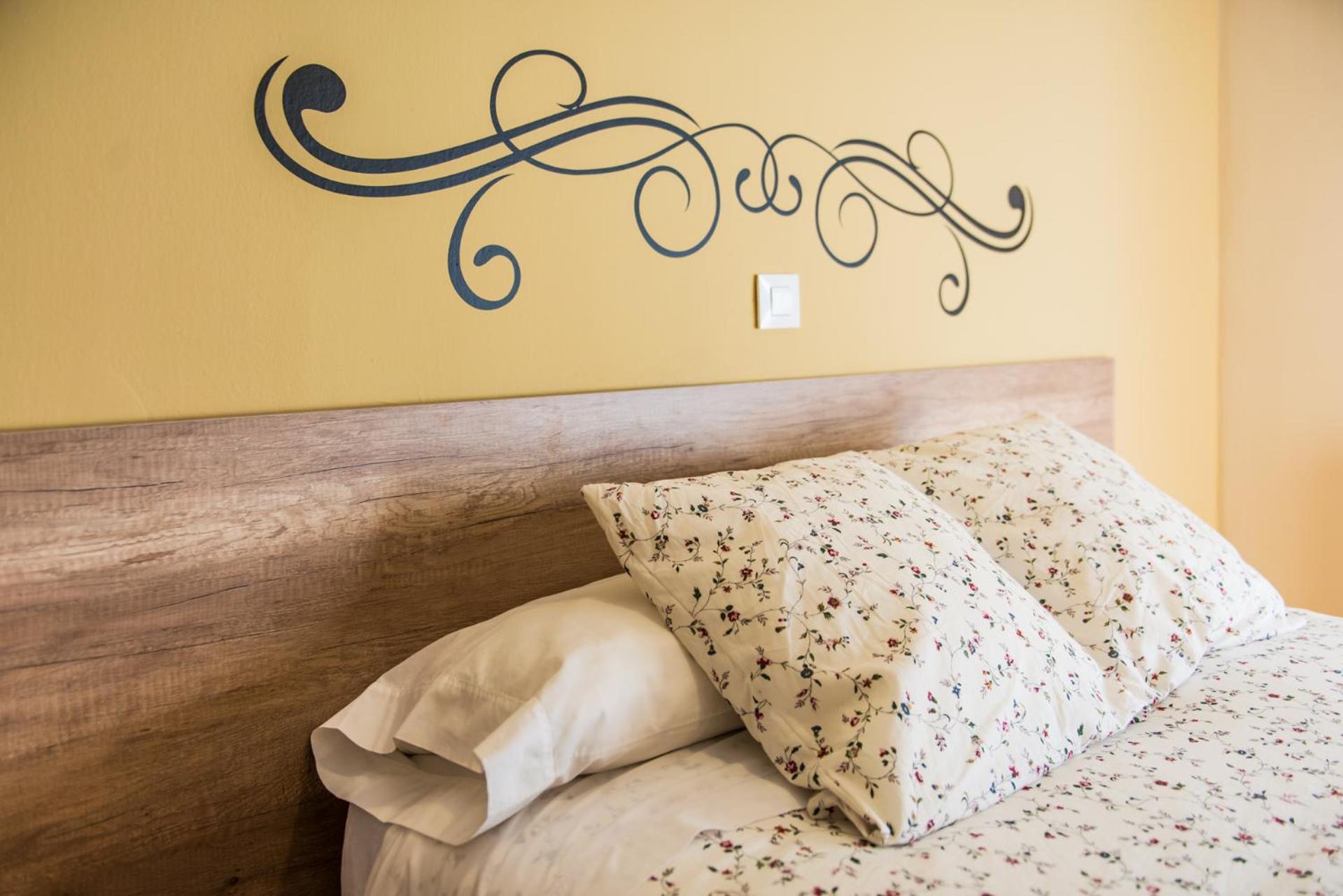 Hostal La Pastora 칸델레다 외부 사진