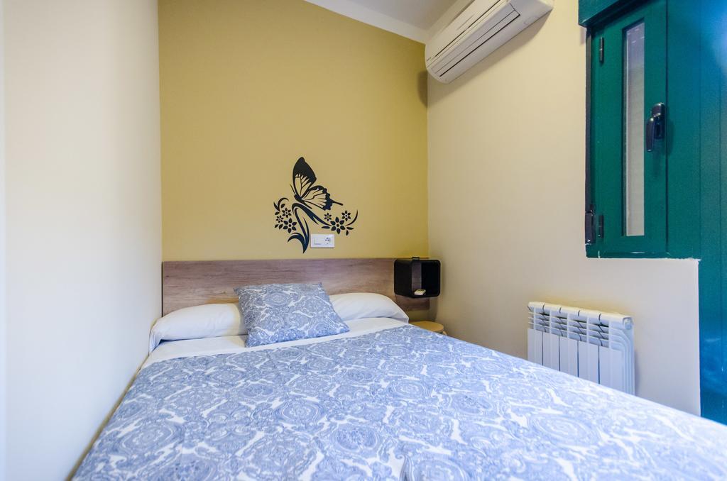 Hostal La Pastora 칸델레다 외부 사진