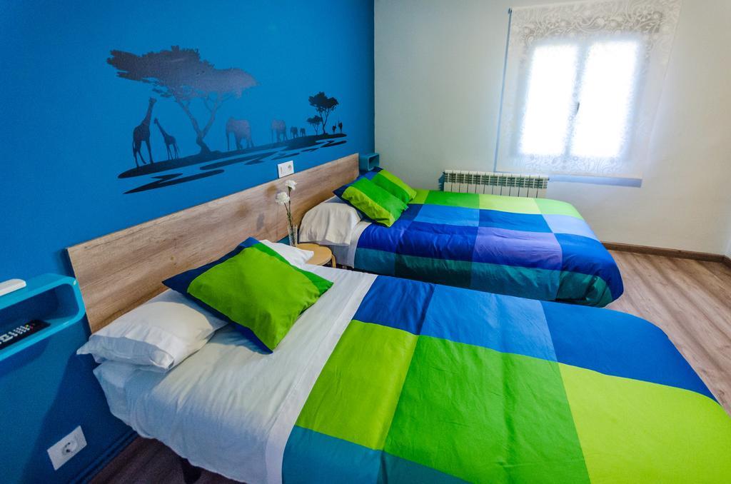 Hostal La Pastora 칸델레다 외부 사진